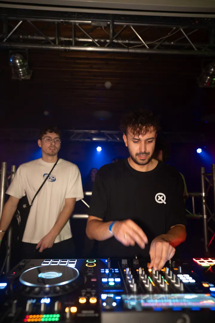 Juze — Qrater Rave Eventfoto