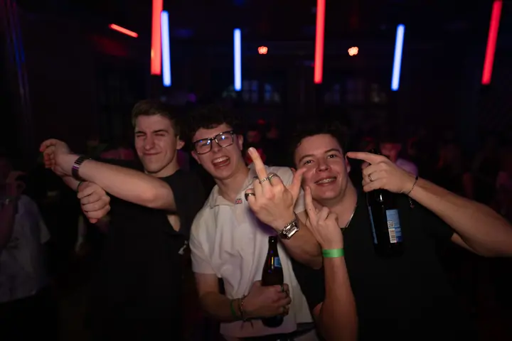 Juze — Qrater Rave Eventfoto