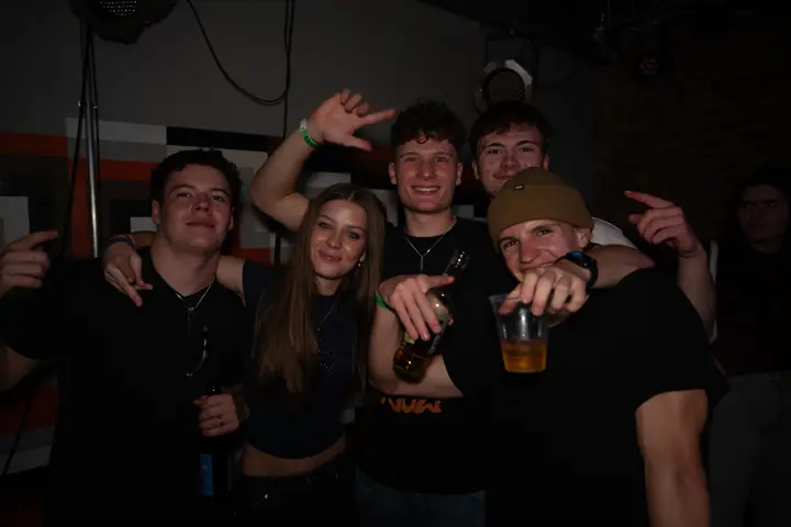 Juze — Qrater Rave Eventfoto